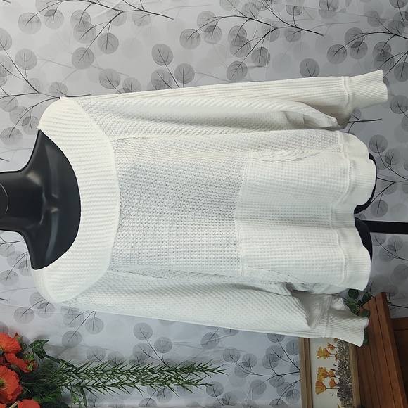 FP | We the Free Westend Thermal - Picture 4 of 8